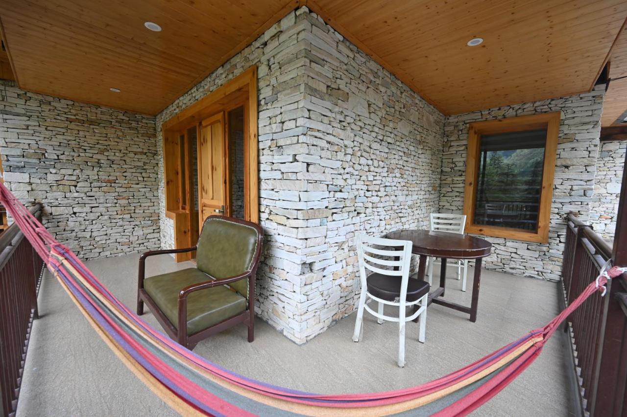 Hotel The Hillside Kasol Exterior foto