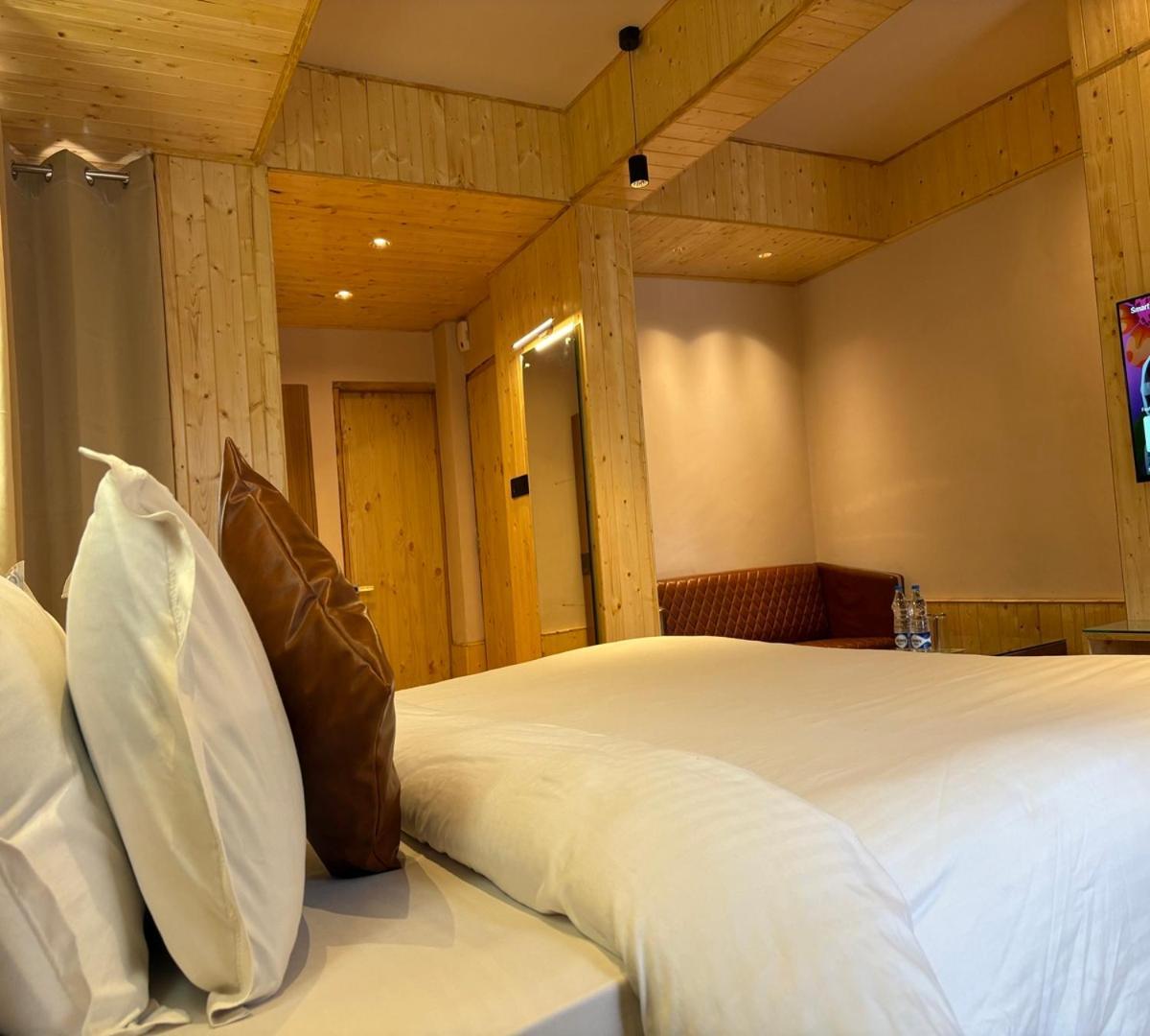 Hotel The Hillside Kasol Exterior foto